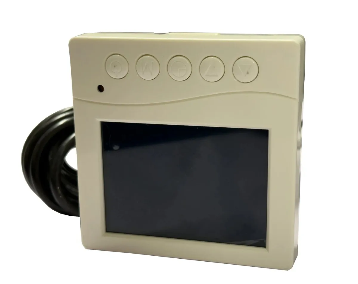 6 Litre 12V / 230V Insulated Water Heater - Image 4