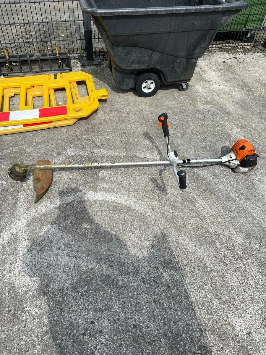 Stihl FS 100 Strimmer - Image 1