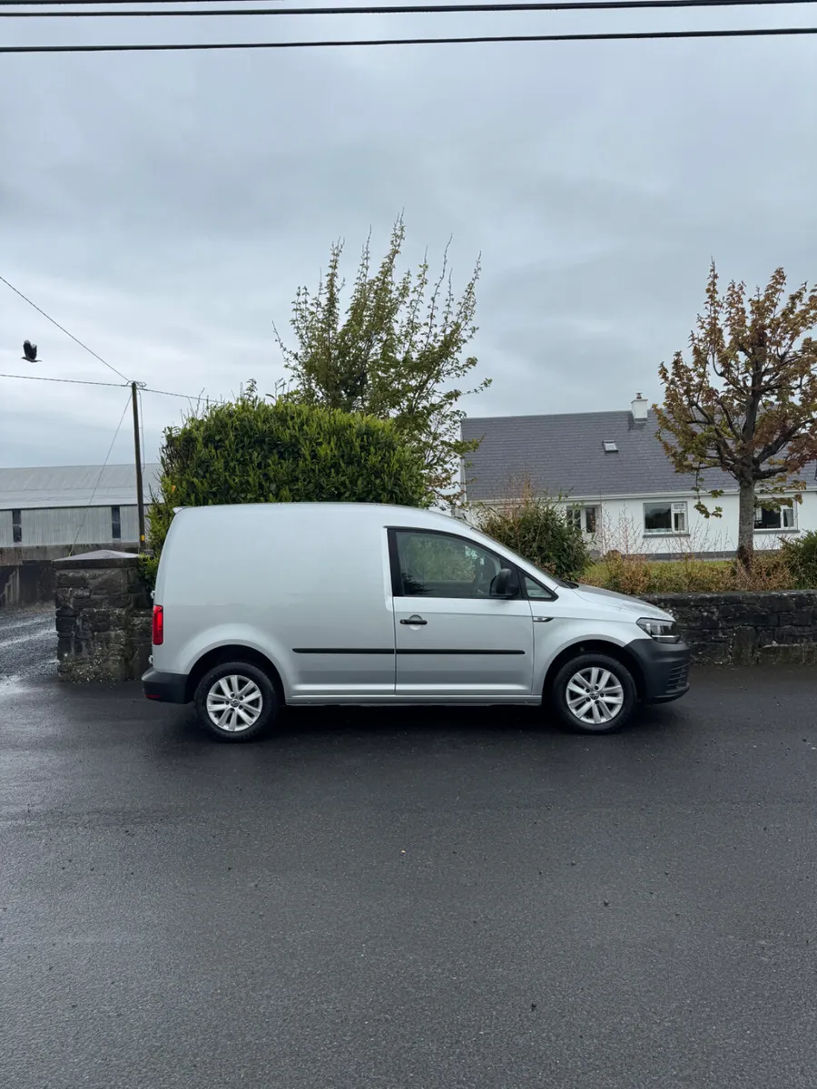 Volkswagen Caddy 2016 - Image 2