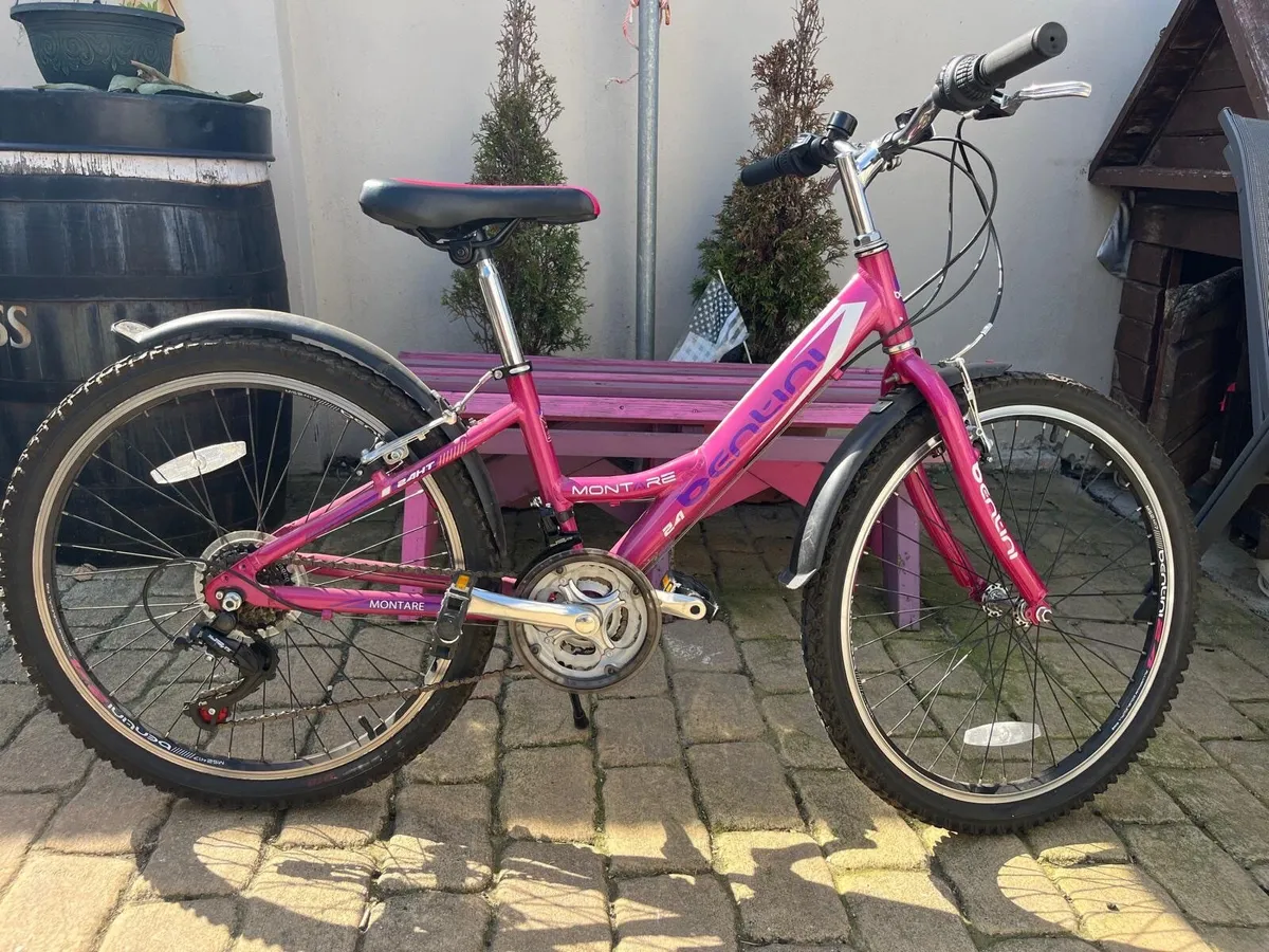 Girl’s bike 24’’ - Image 1