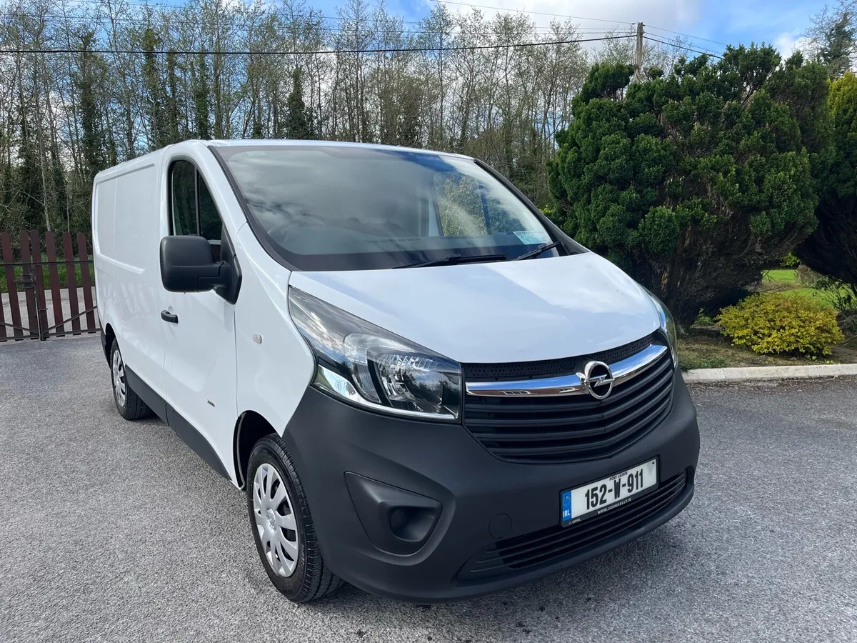 Opel Vivaro SWB 115bhp - low mileage - Image 2