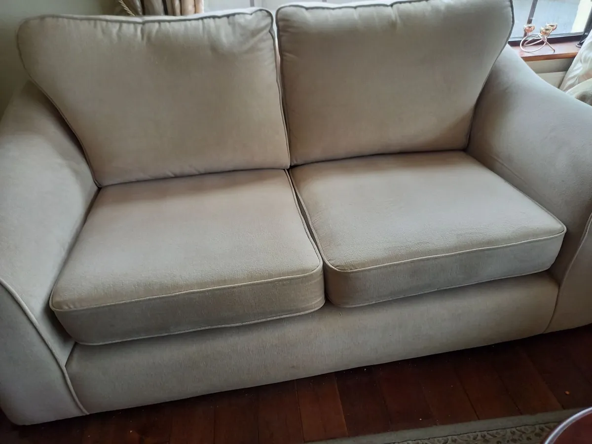 3, 2, 1, sitting room suite - Image 2