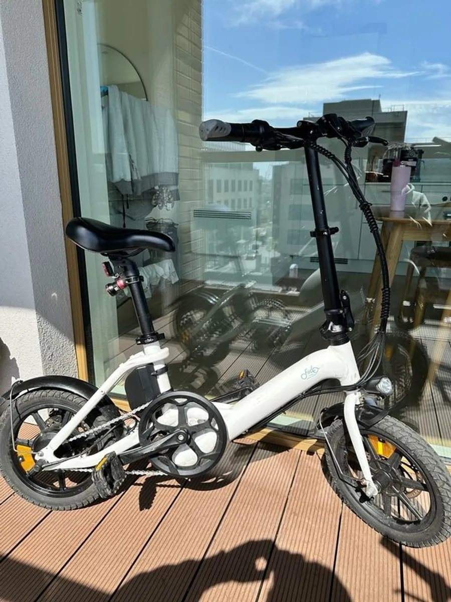 Fiido D3 Pro Folding E-Bike , Low Mileage , Very Good Condition - Image 1