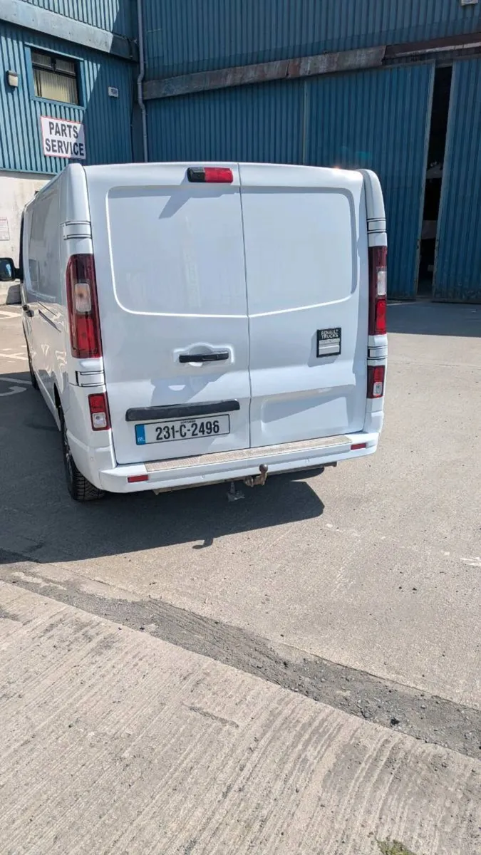 Renault Trafic Exclusive - Image 3