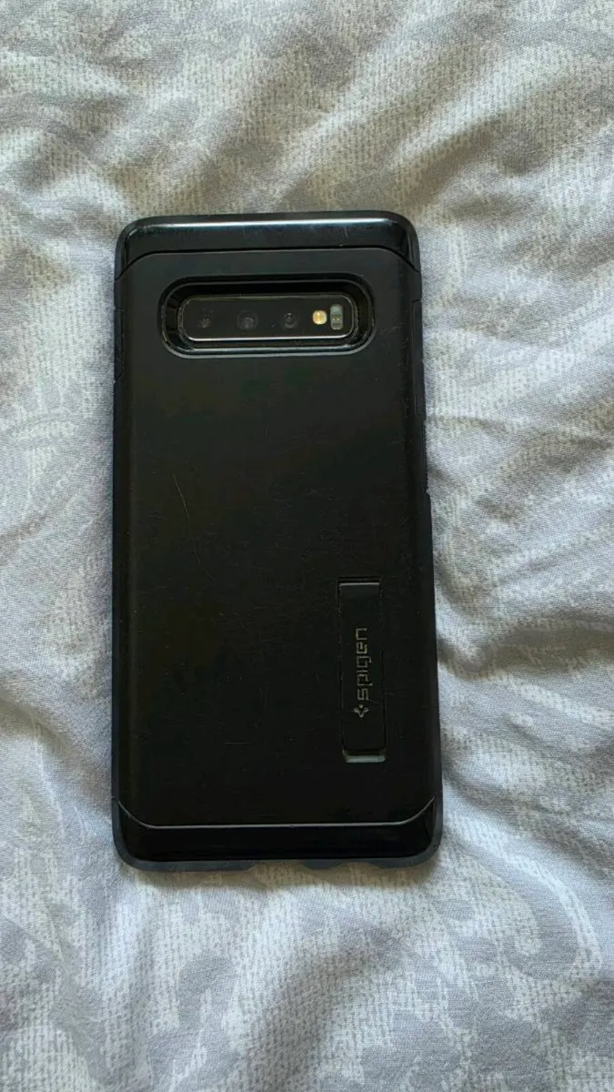 SAMSUNG S10 Plus - Image 3
