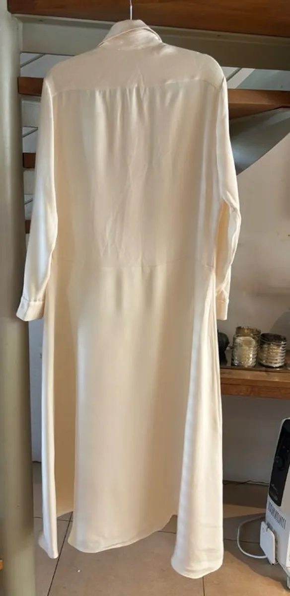 silk dress - Image 4