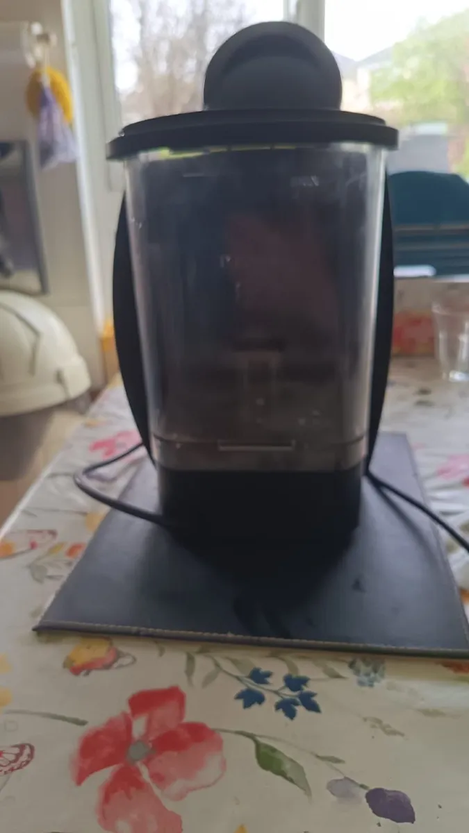 tassimo coffee machine and pod holder - Image 1