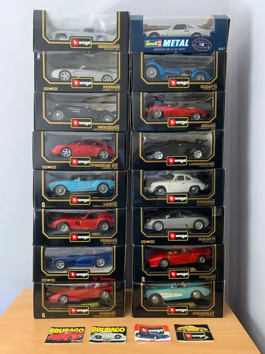 Burago Model Cars Collection - Scale 1/18 - Image 1