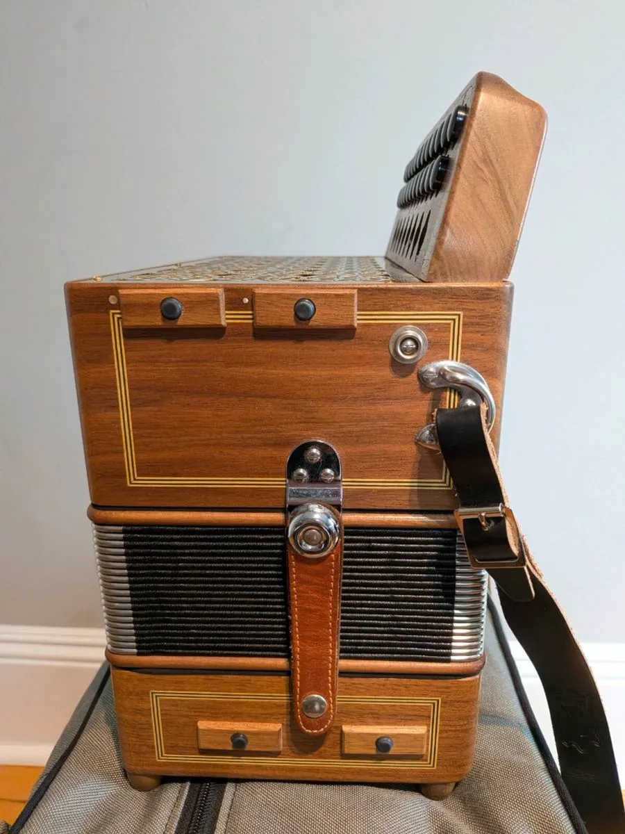 Bertrand Gaillard Accordion C#D - Image 3