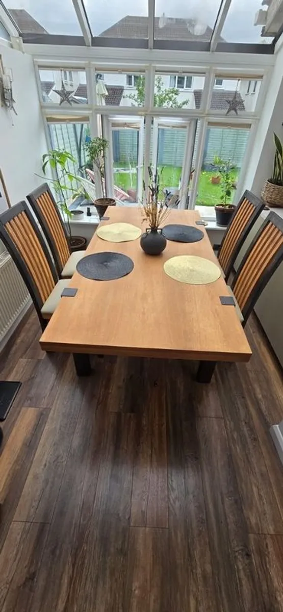 Solid wooden dining table + 4 chairs - Image 1