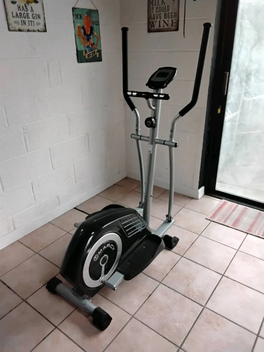 Cross Trainer - Image 1