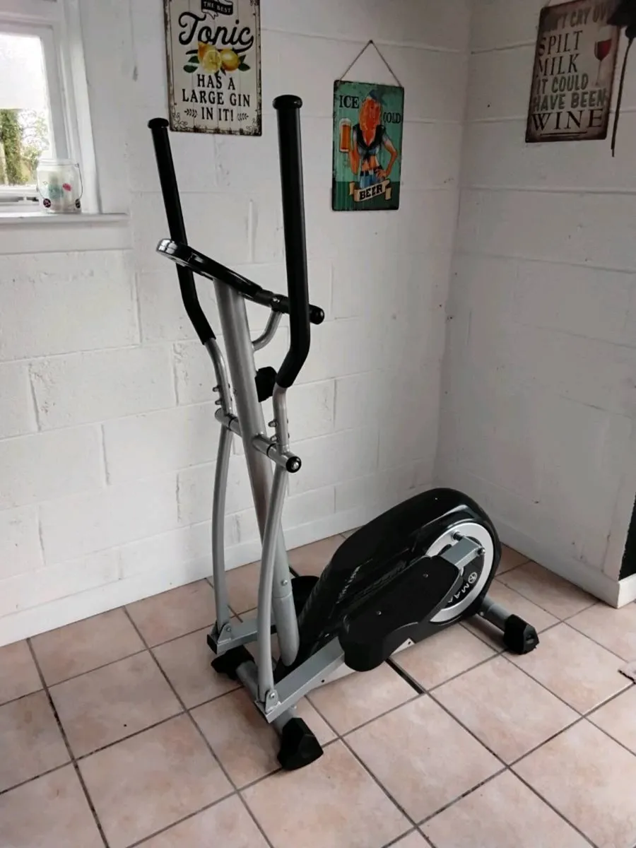 Cross Trainer - Image 2