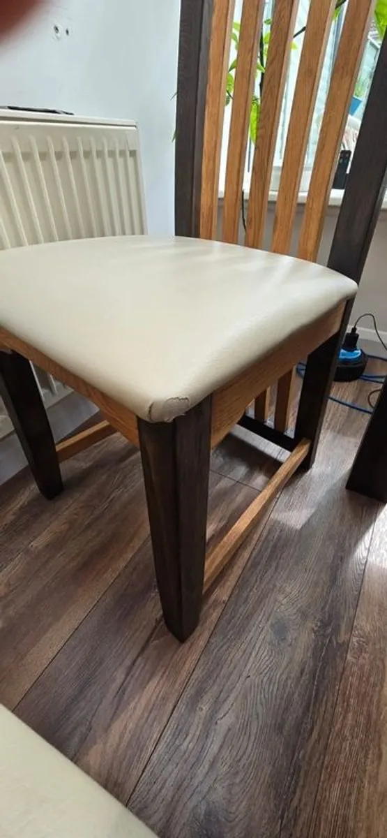 Solid wooden dining table + 4 chairs - Image 4