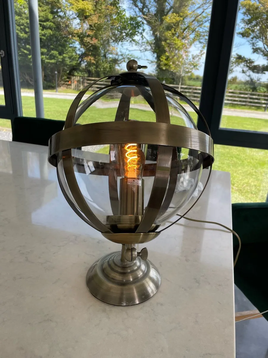 Globe lamp - Image 3