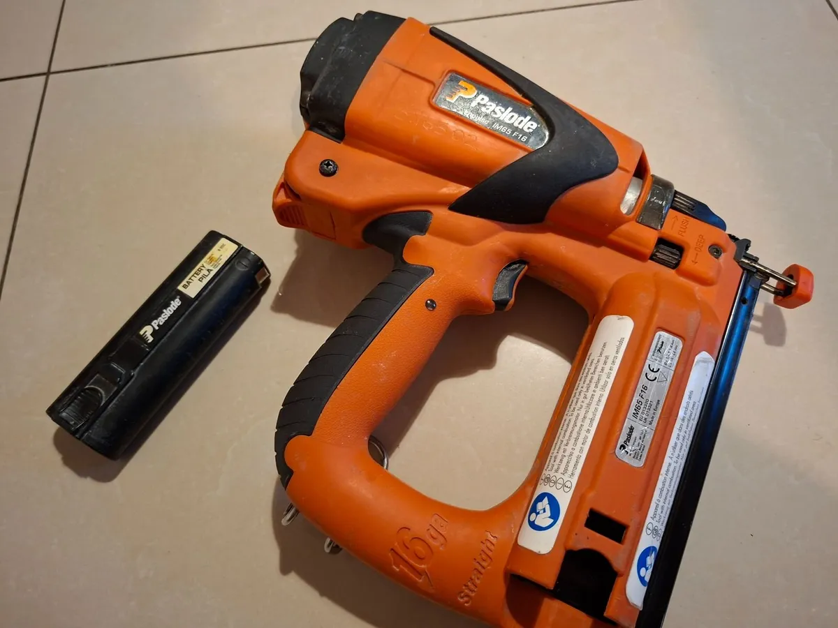 Paslode im65 F16 2nd fix Nail Gun"Fully Serviced" - Image 1