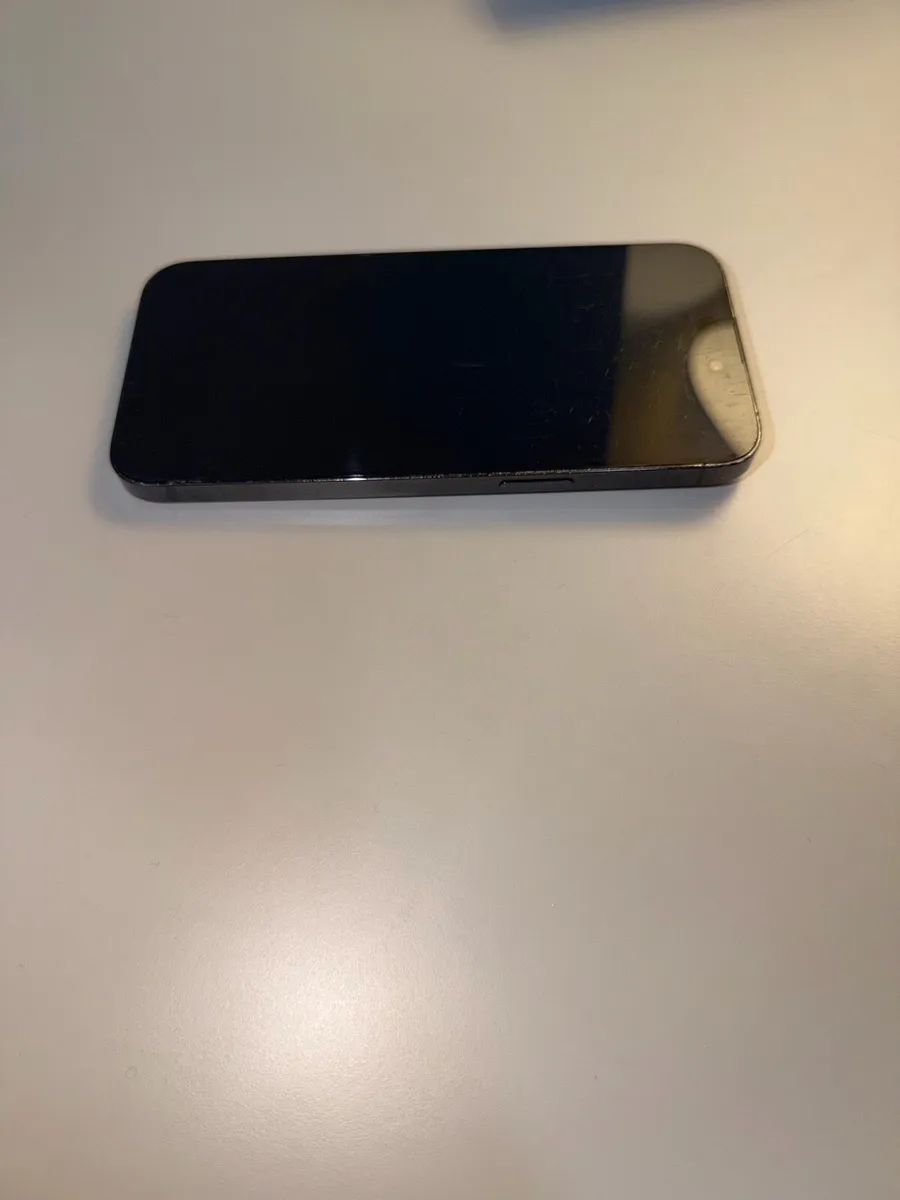 iPhone 14 Pro Max - Image 3