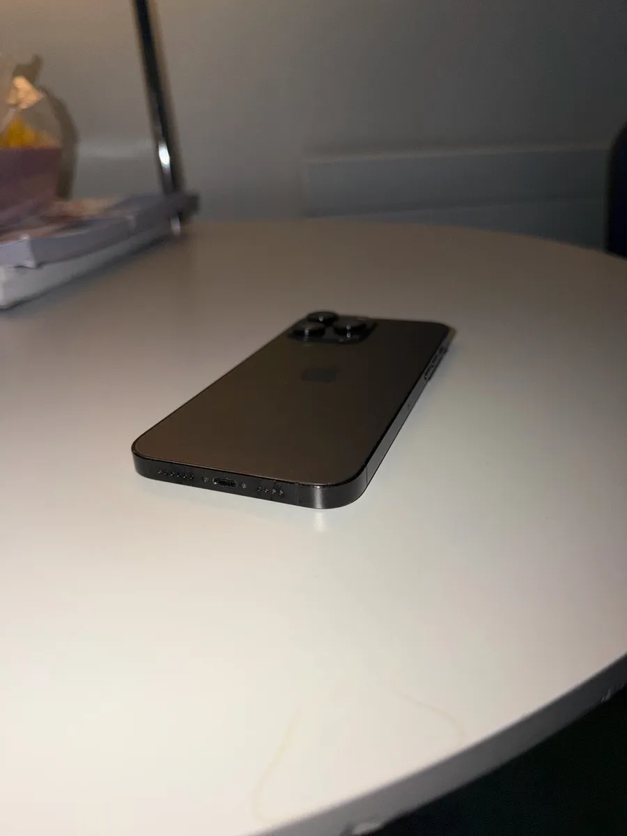 iPhone 14 Pro Max - Image 1