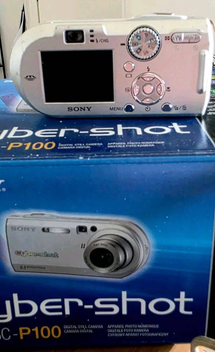 Sony Cyber shot camera - Image 4