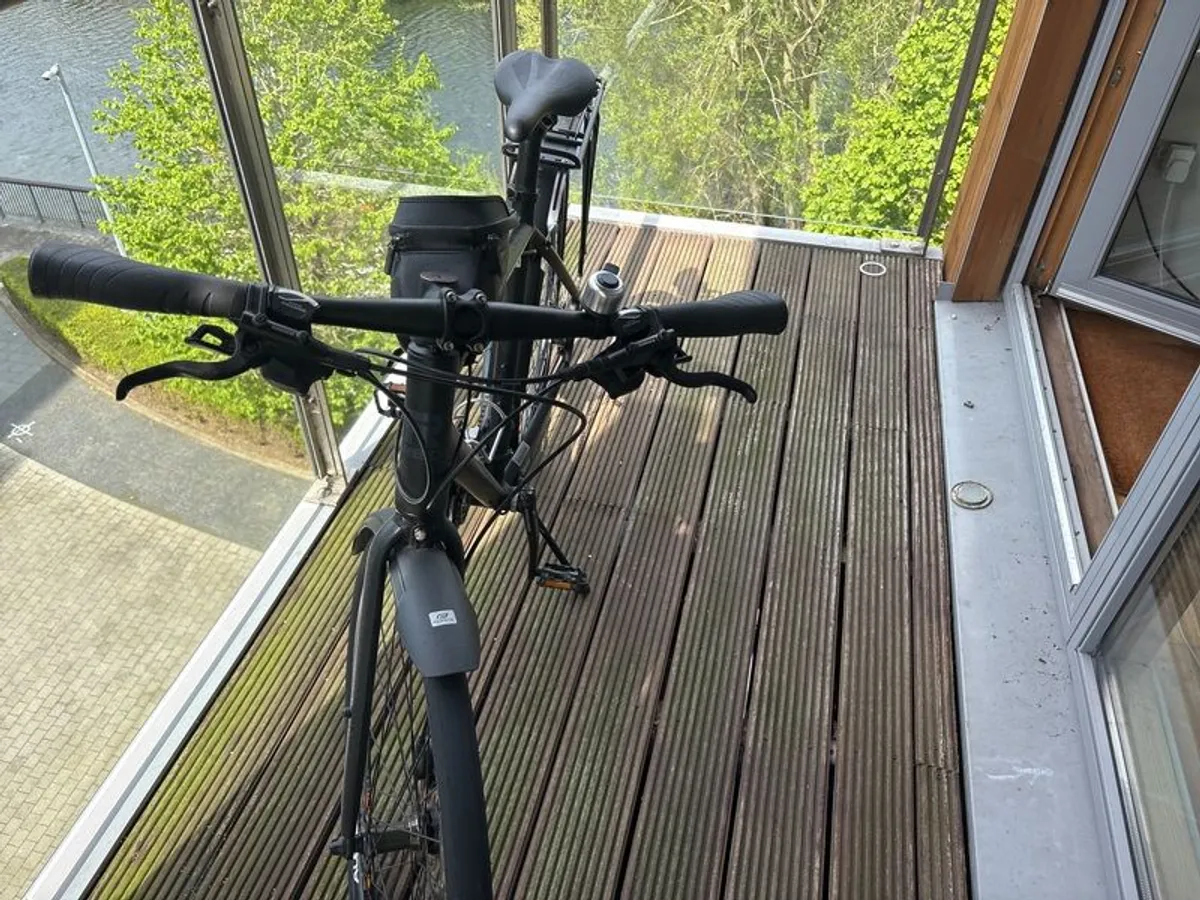 Reid x3 hybrid bike - Image 4