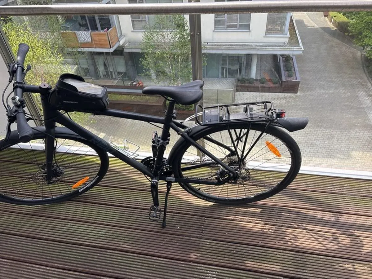 Reid x3 hybrid bike - Image 1