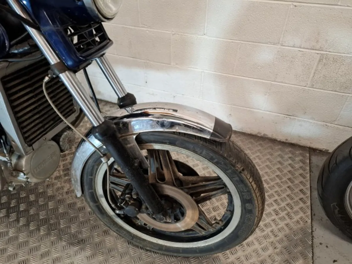 Honda CBX500 1982 - Image 3