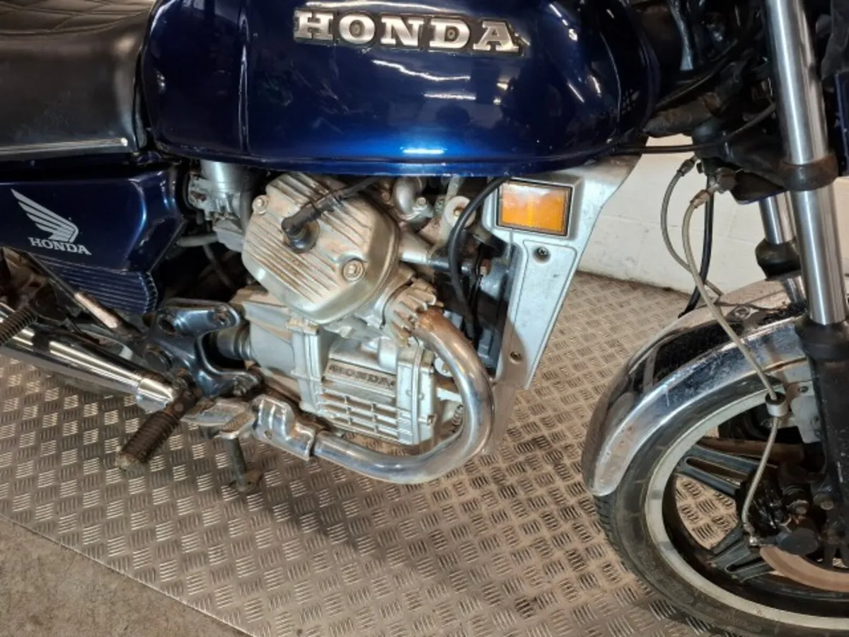 Honda CBX500 1982 - Image 4