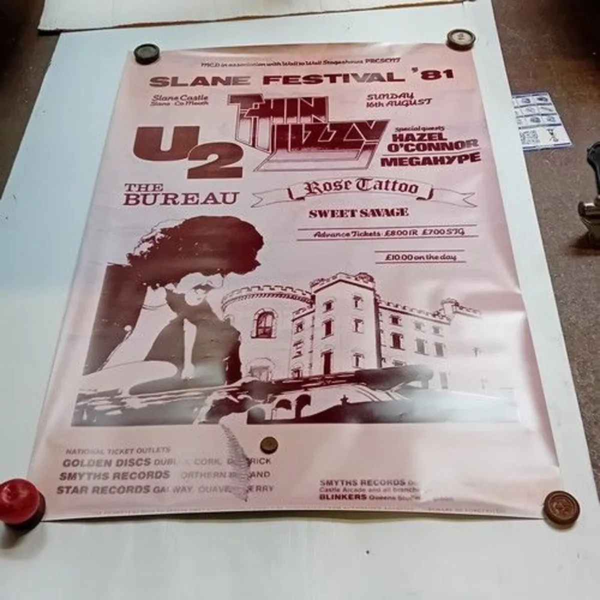 Star Lot-Furniture-Art-Jewellery-Posters - Image 4