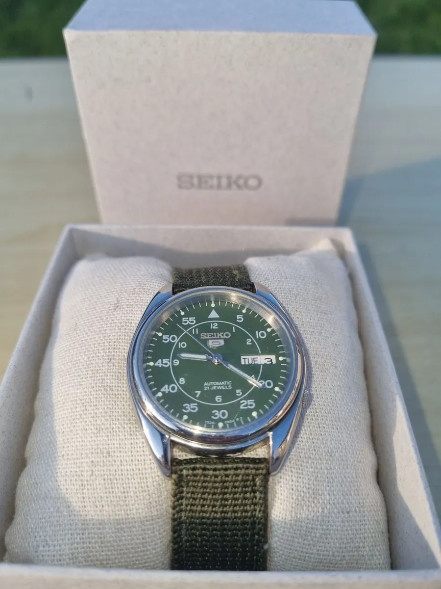 Seiko 5 automatic military watch - Image 1
