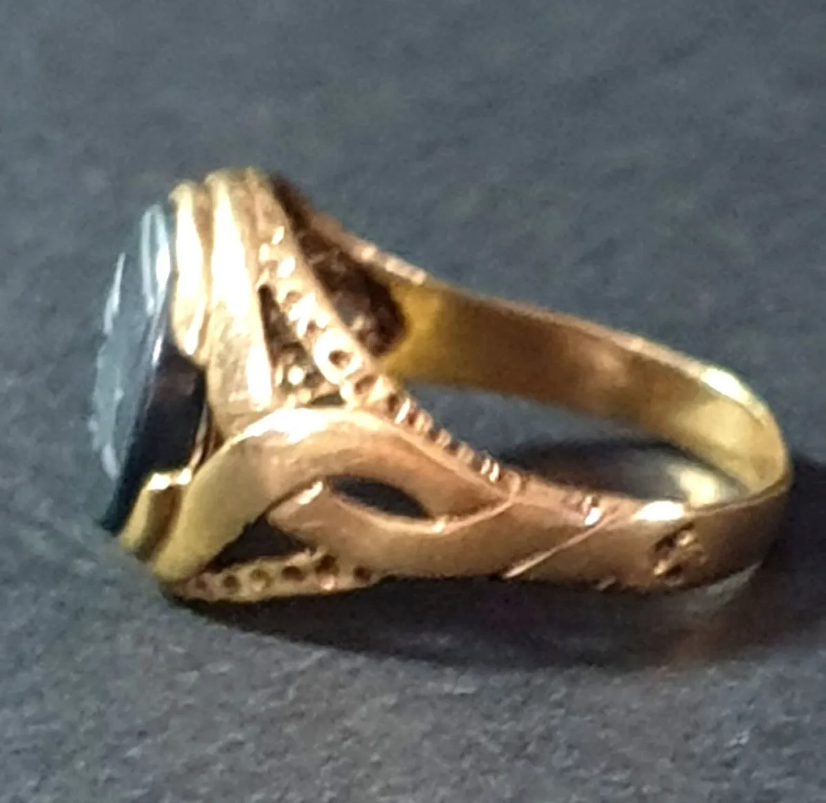 Vintage 9ct Hematite Intaglio Signet Ring - Image 3