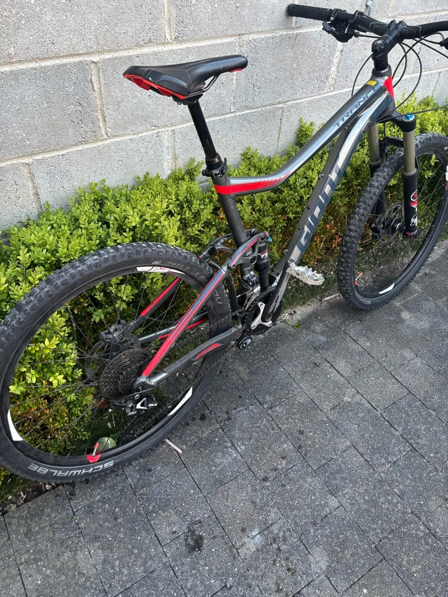 Giant Trance 2 – Size Large – 27.5” MTB - Image 1