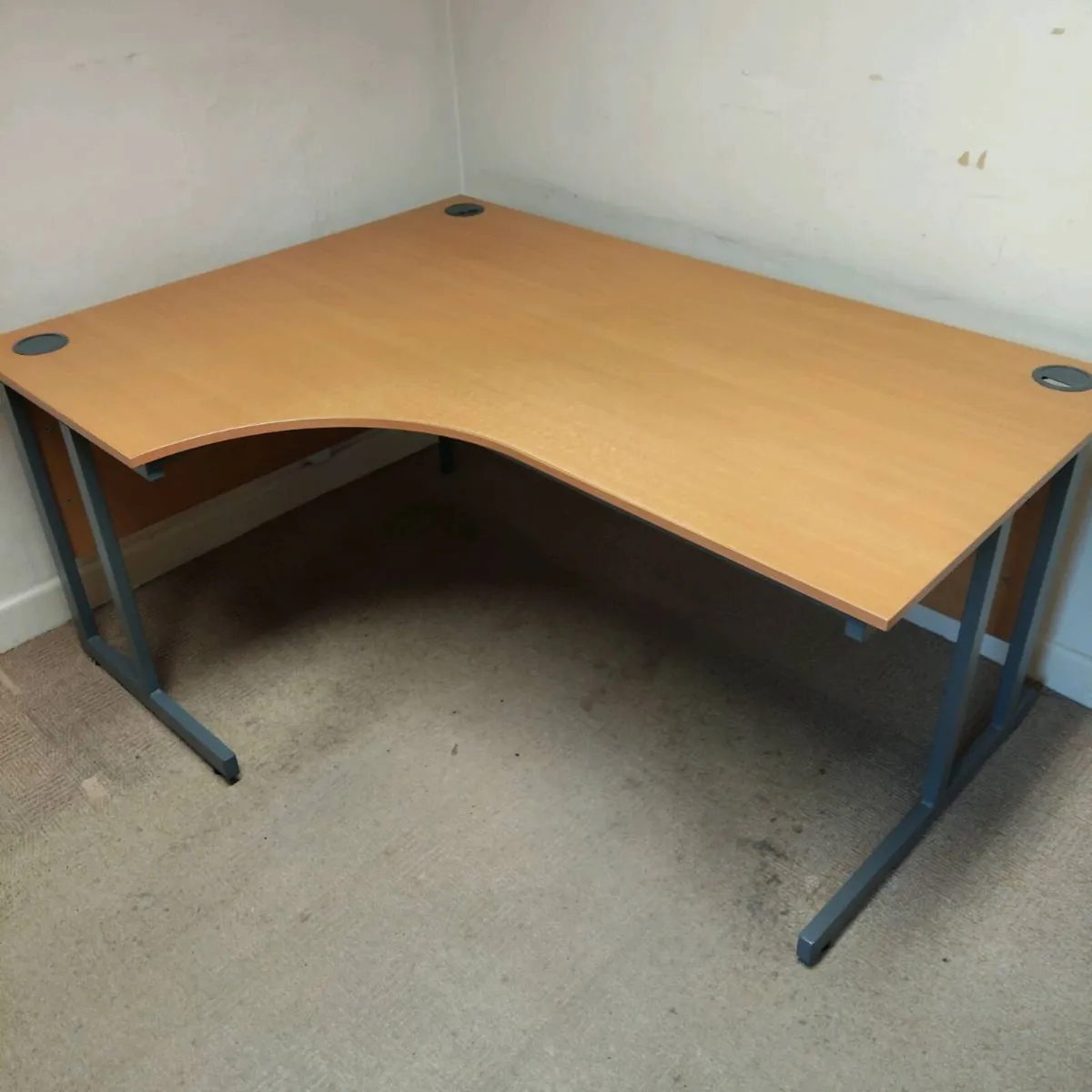 OFFICE FURNITURE - Image 2
