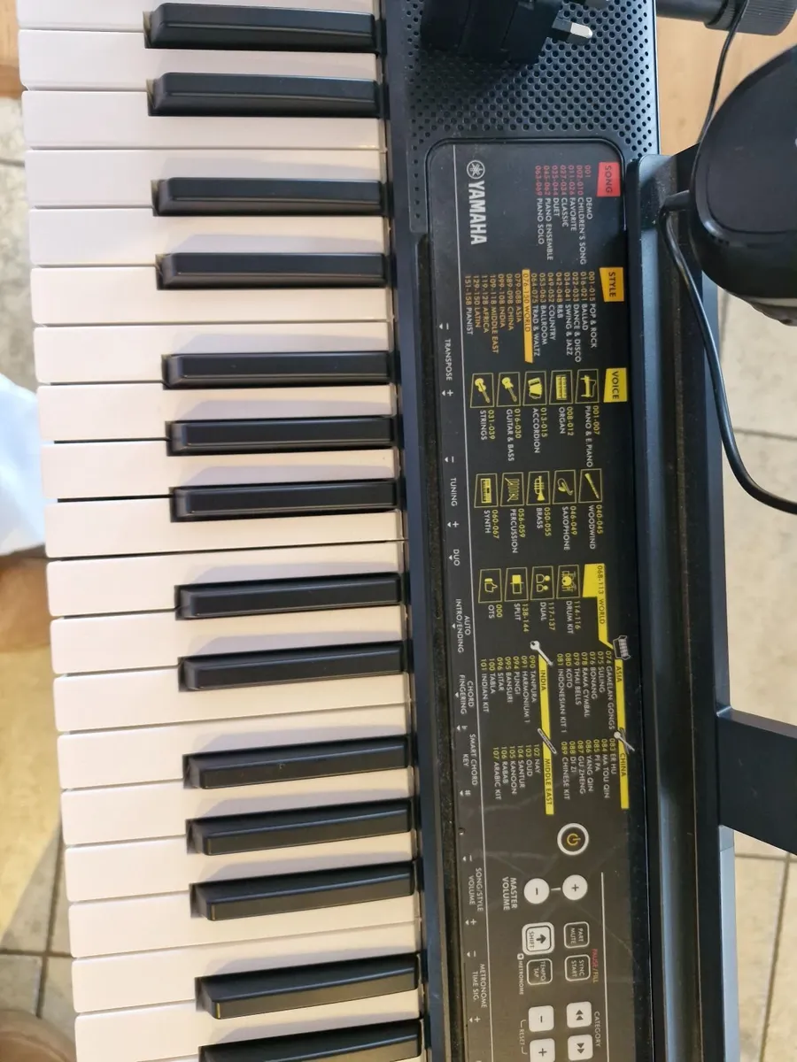 Yamaha keyboard - Image 3