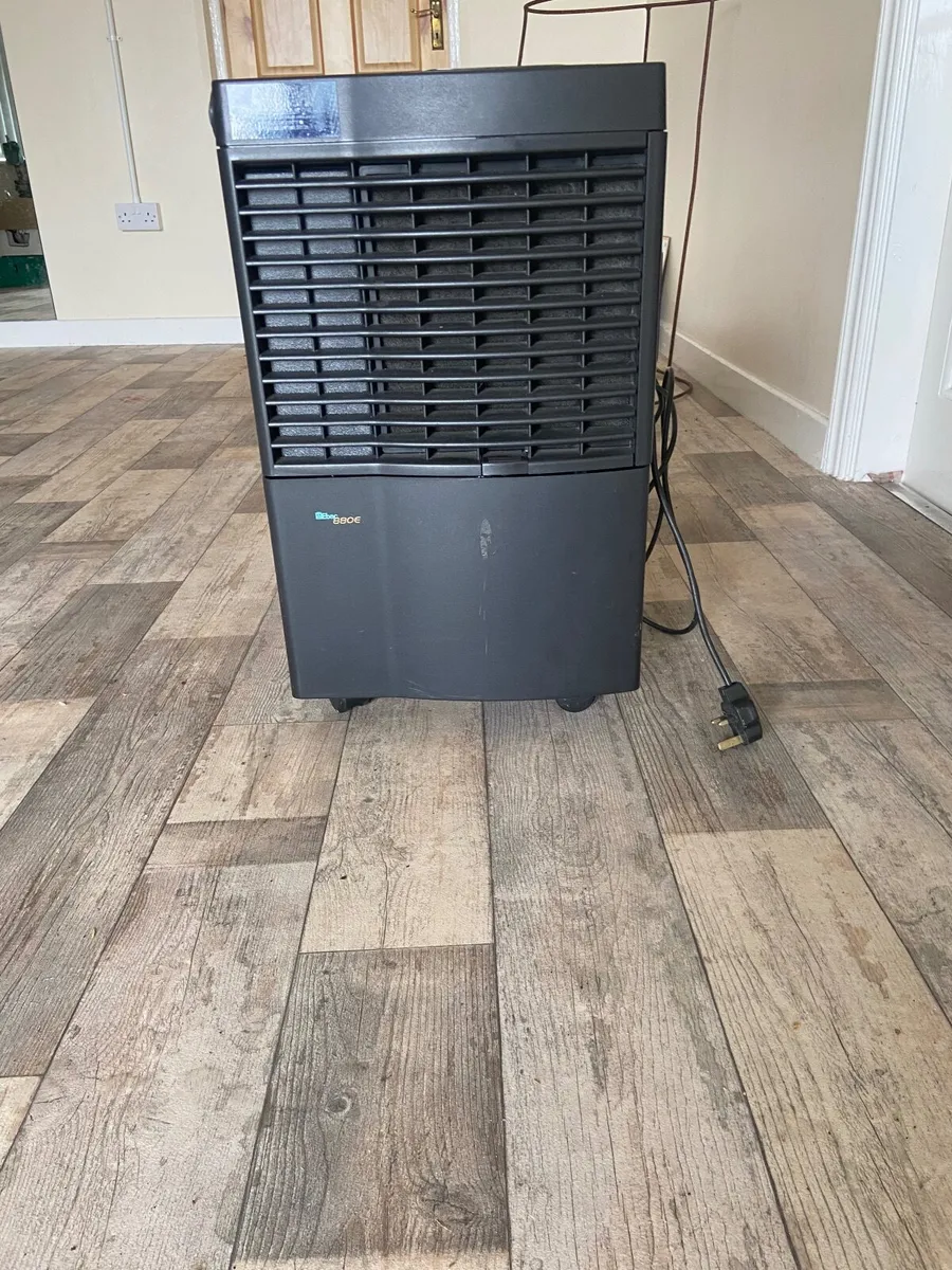 Dehumidifier - Image 4