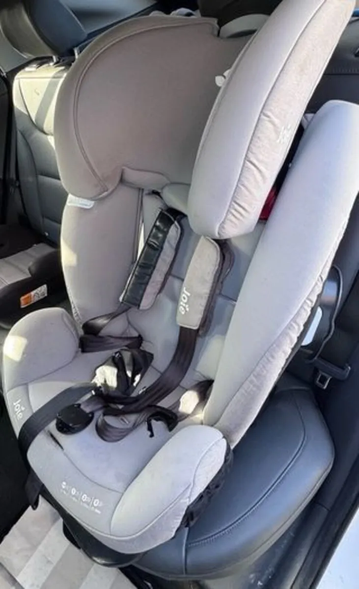 Joie Isofix toddler/infant car seat - Image 1