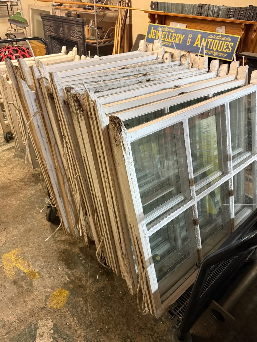 Various Victorian sashes some  bulls eye glass. - Image 1