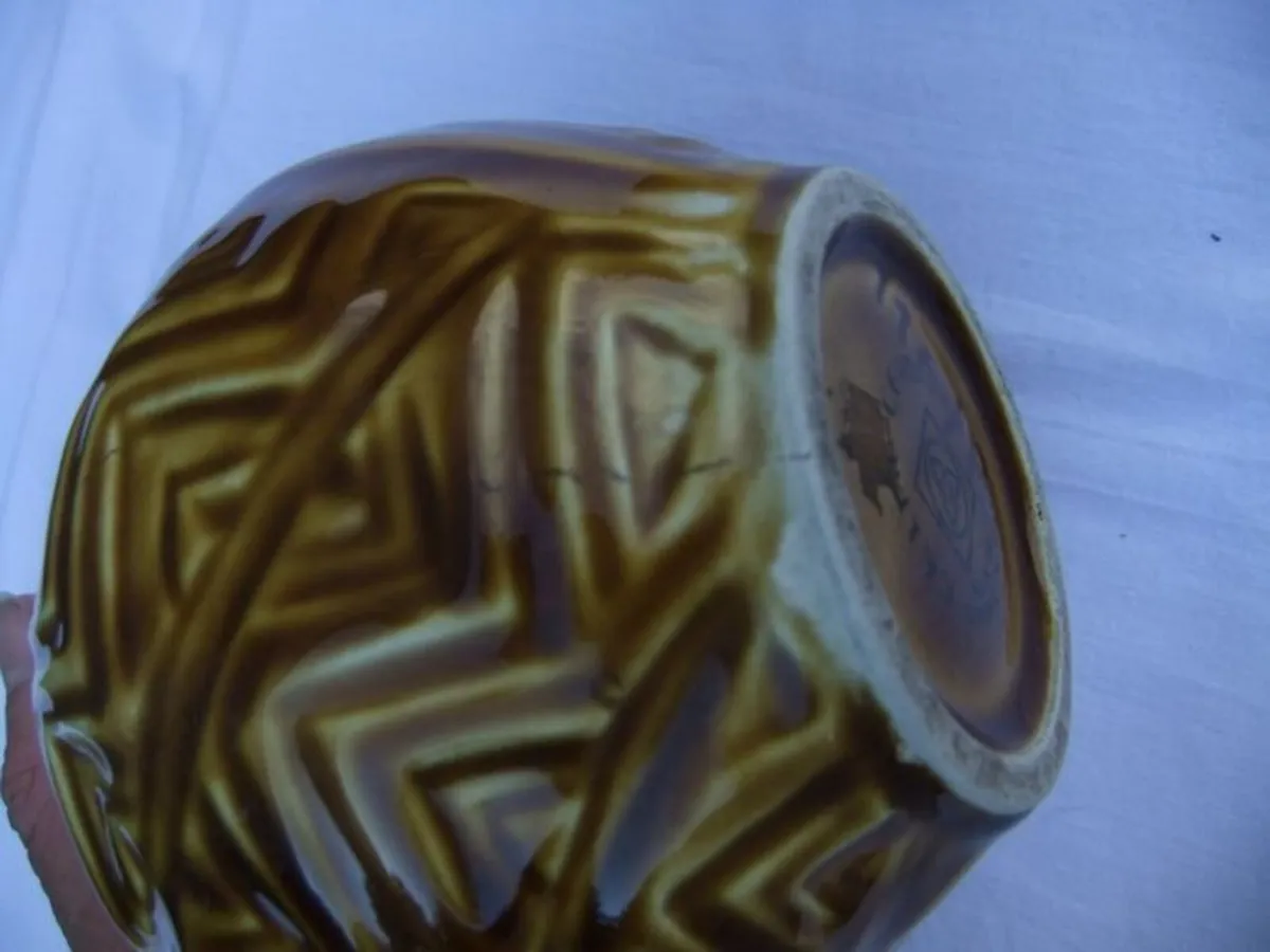 Celtic Ceramics x 2 Pieces - Image 2