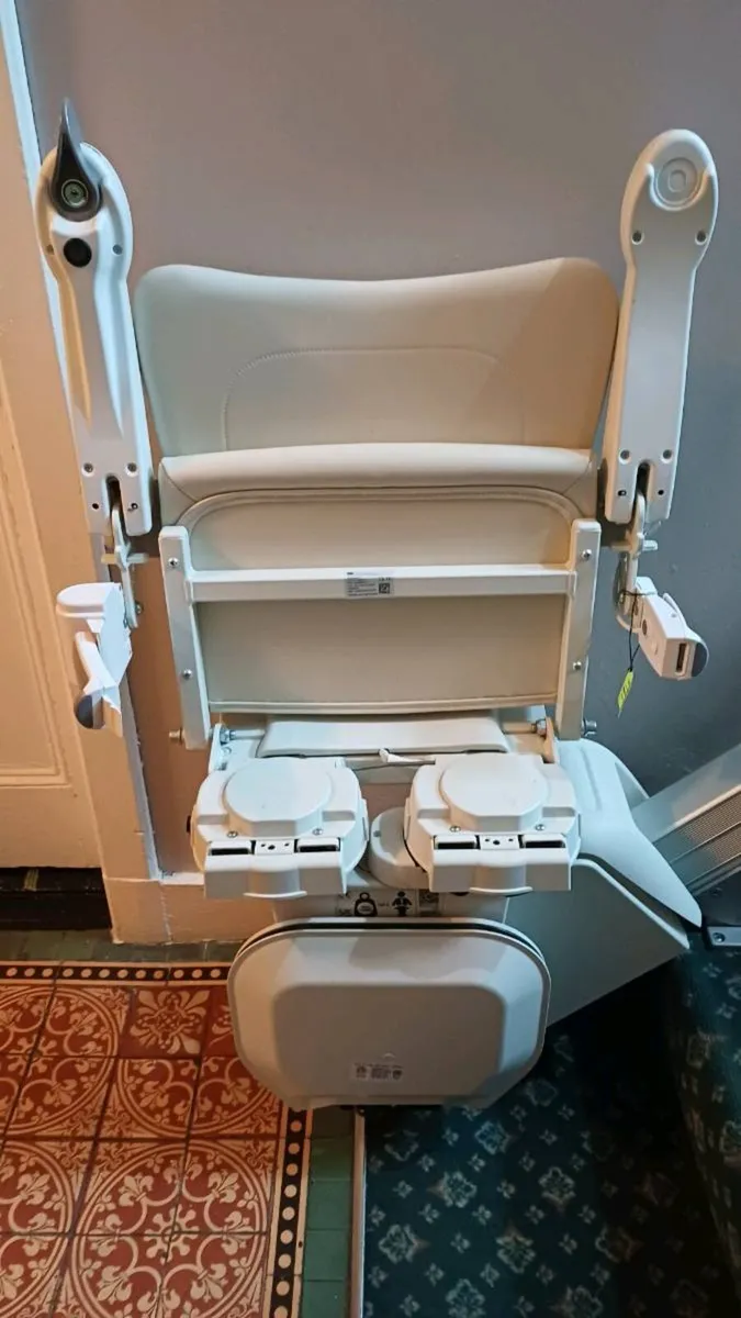 Stair Lift - Image 4