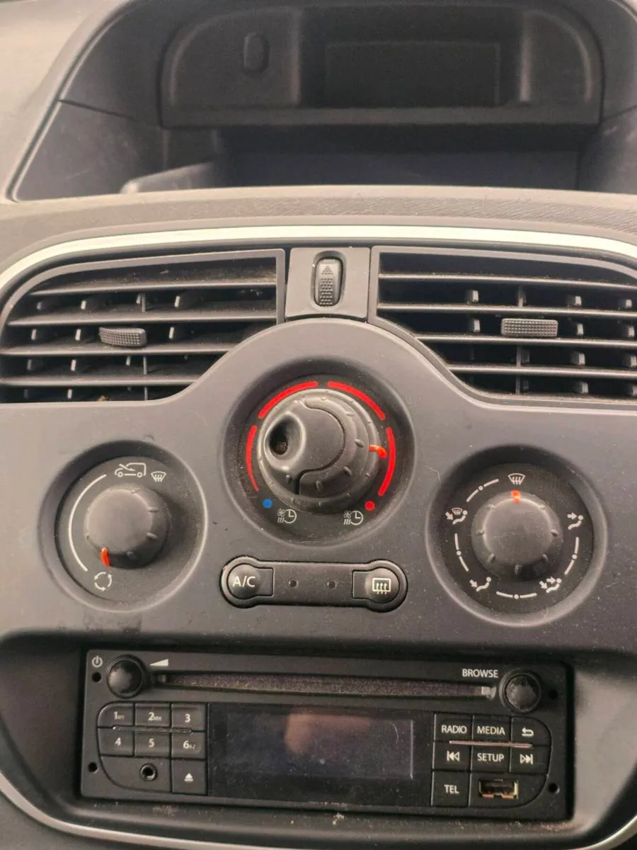 Renault kangoo Electric - Image 4