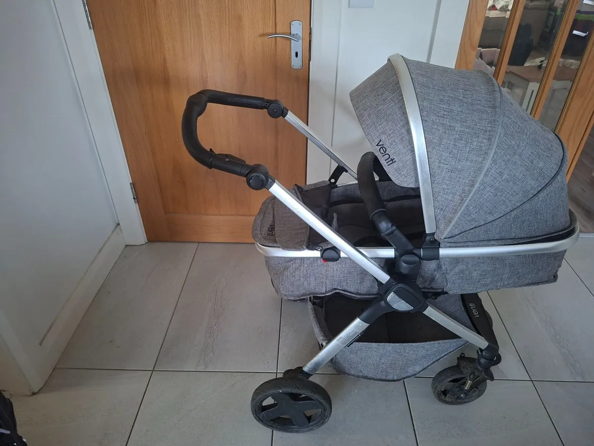 Pram - Image 3