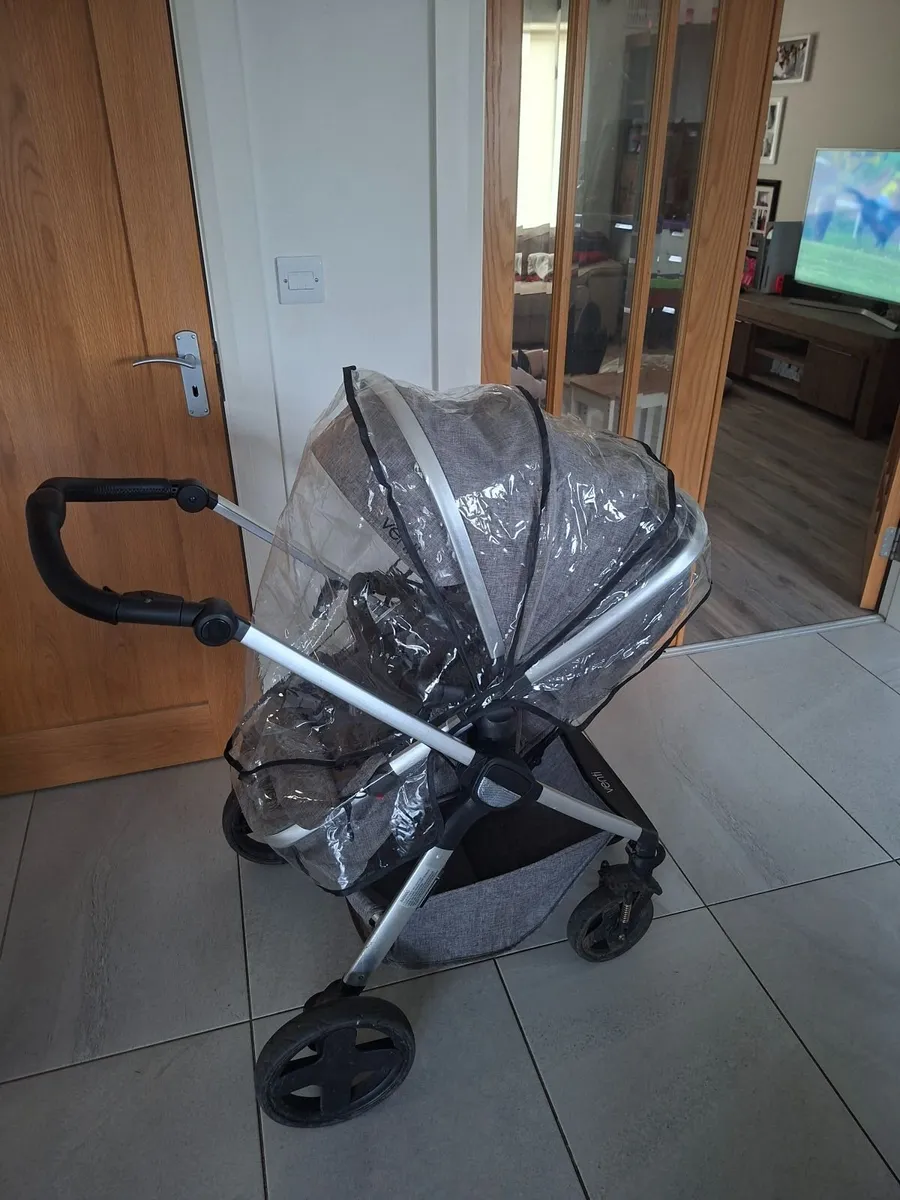 Pram - Image 1