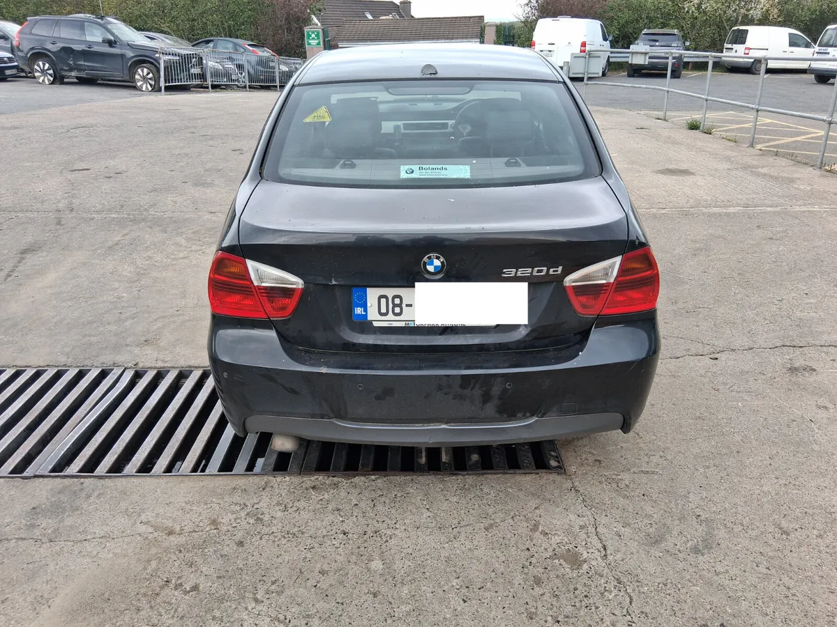 2008 BMW 320D (for parts only) - Image 1