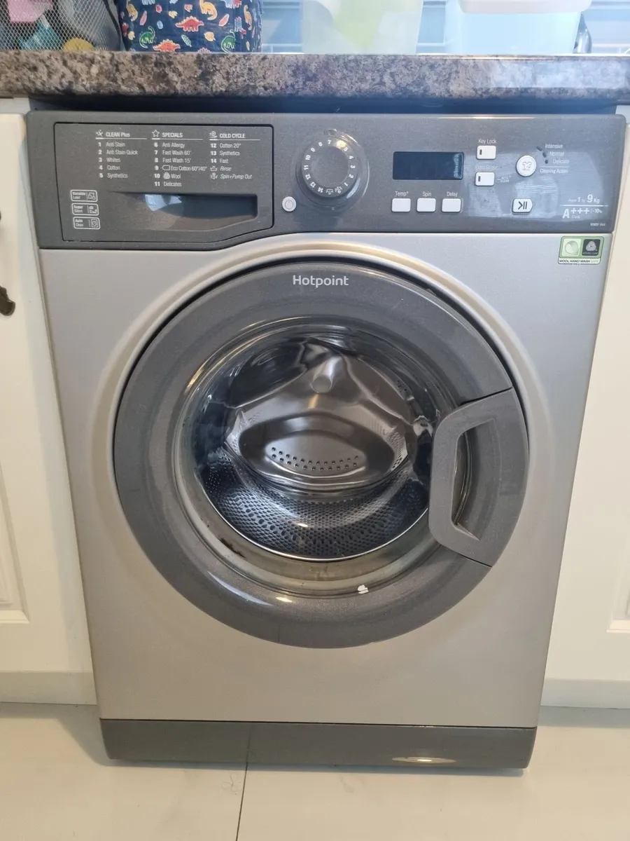 Hotpoint Washing machine & Dryer - Image 3