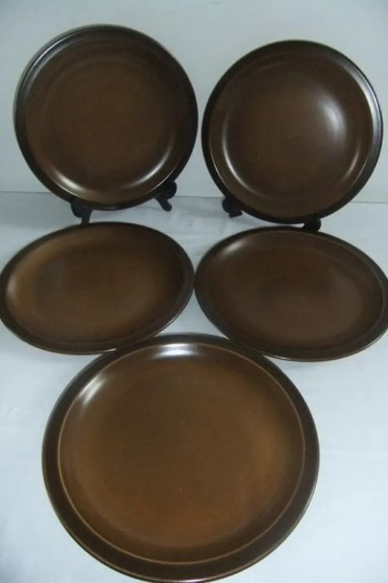 Celtic Ceramics, Ennis, Limerick Pattern 21 Pieces - Image 2