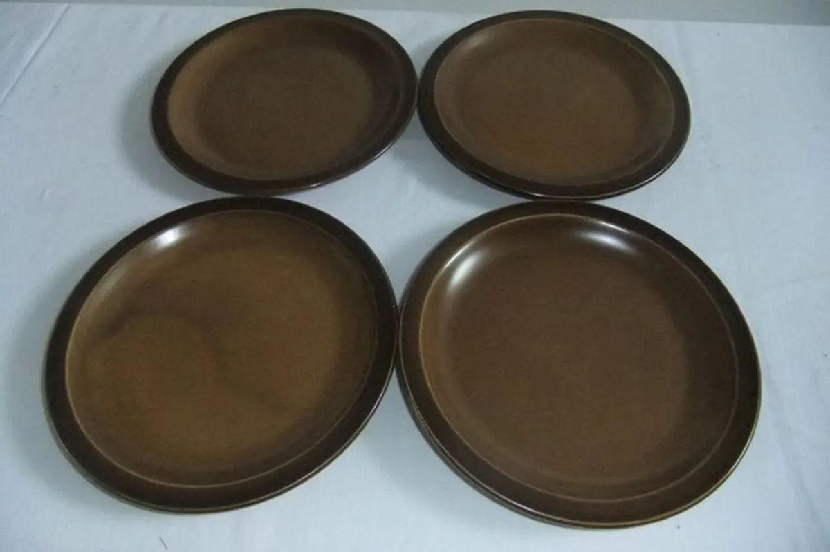 Celtic Ceramics, Ennis, Limerick Pattern 21 Pieces - Image 4