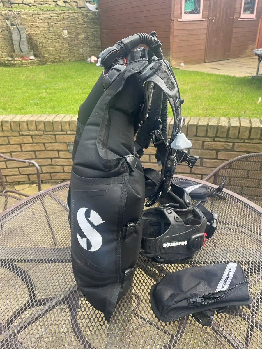 Dive gear - Image 3