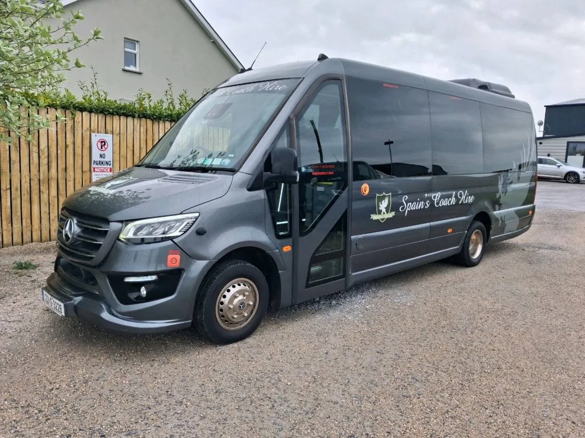 Mercedes Sprinter 19 Seater - Image 2