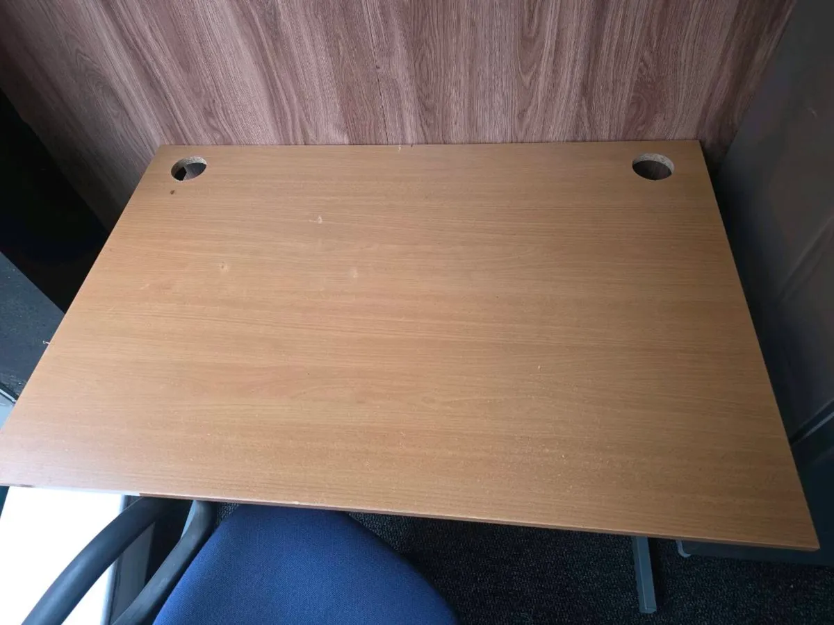 Office desk + chair - Image 2
