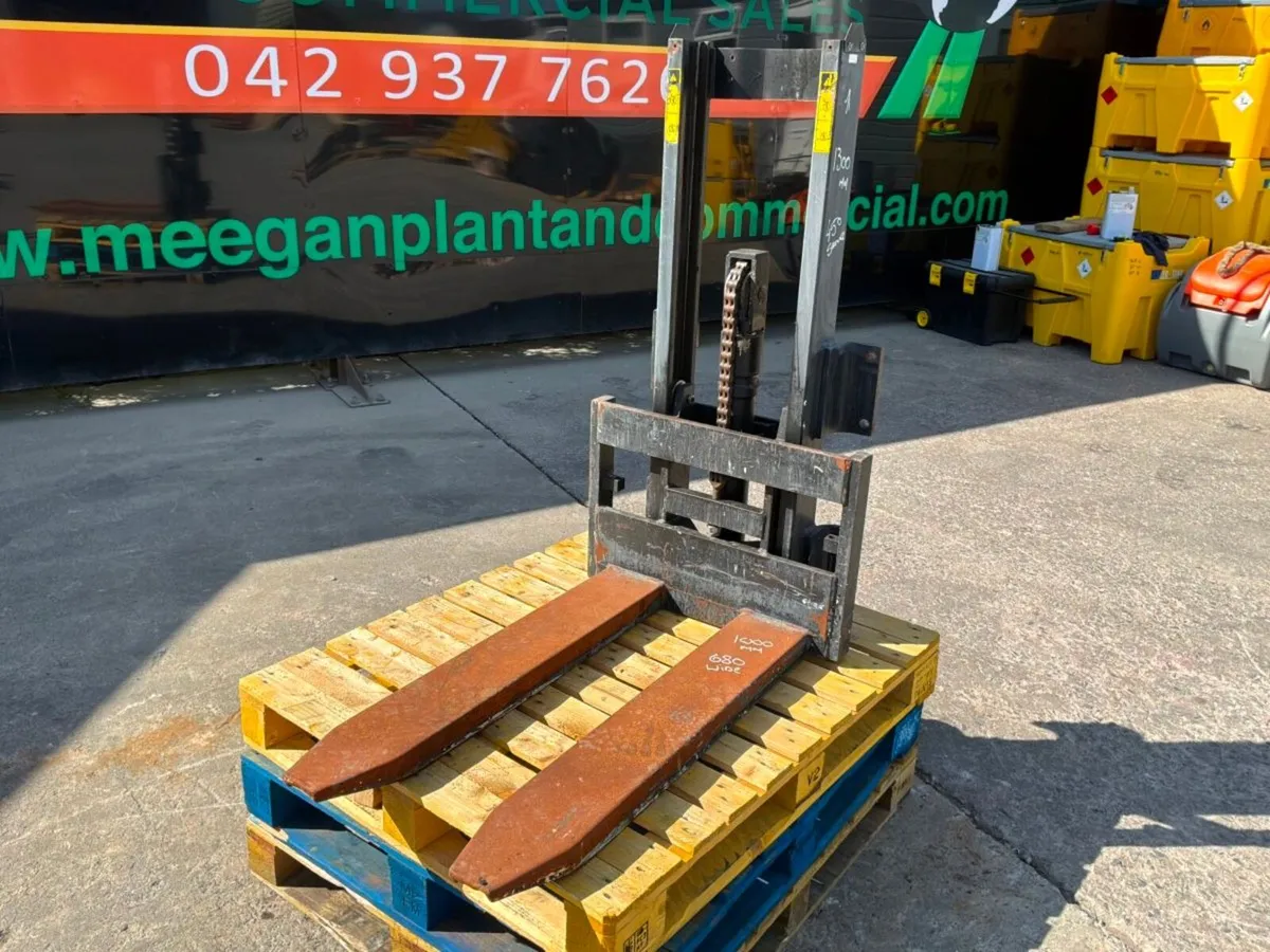 COMPACT FORKLIFT HYDRAULIC MAST..........1593d. - Image 4