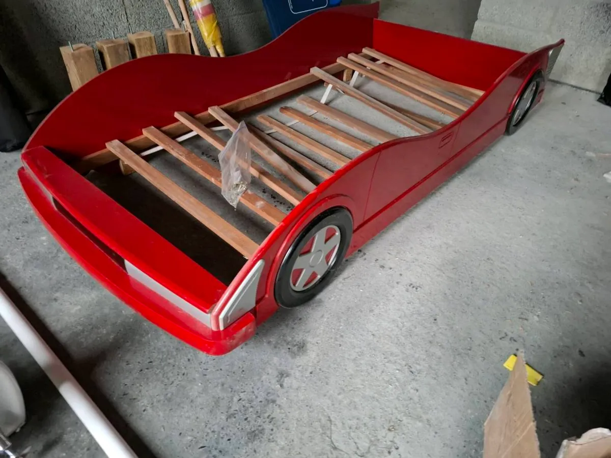 Ferrari style single car bed - Image 1