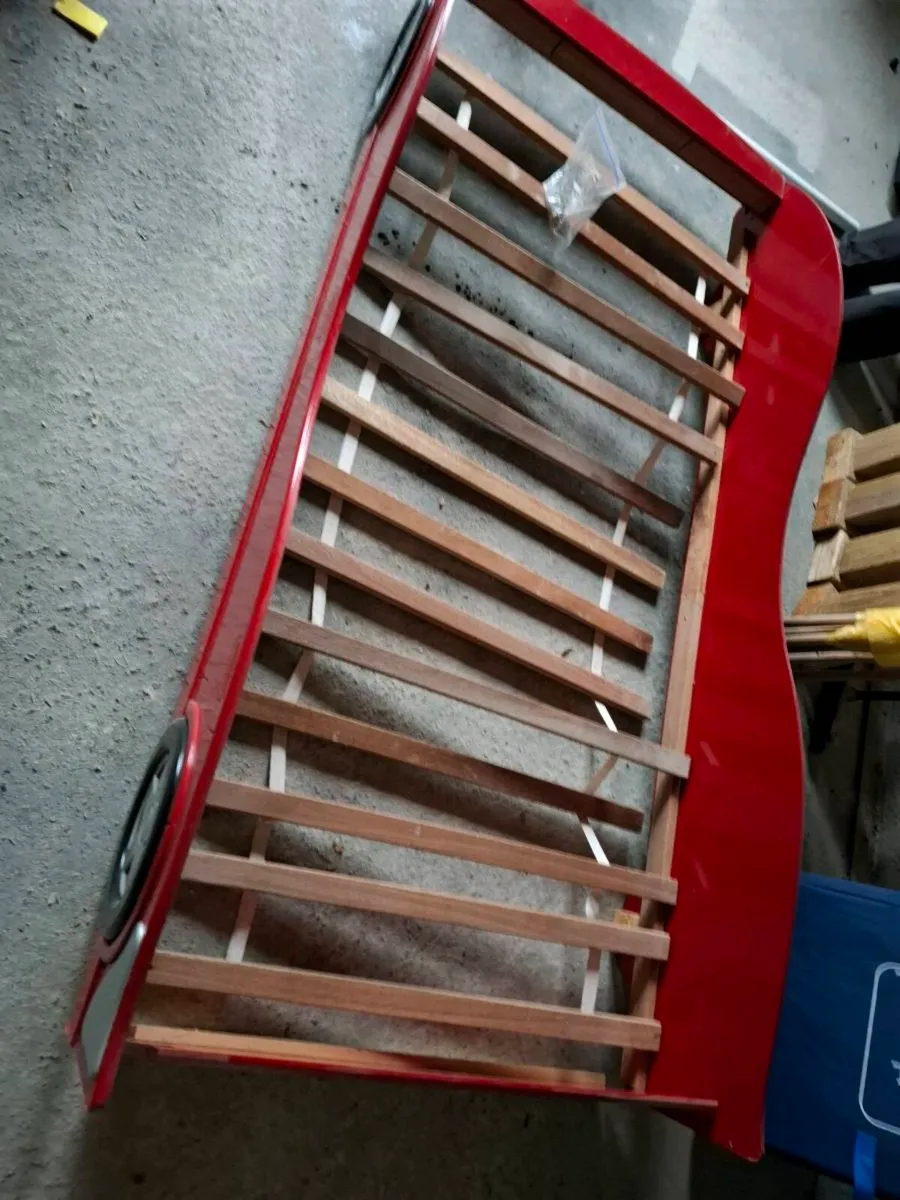 Ferrari style single car bed - Image 4